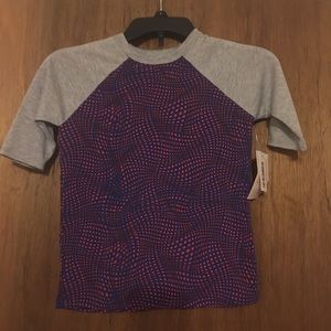NWT LuLaRoe Sloan shirt kid’s size 6